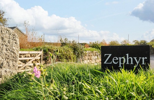 Helston Cottage | Zephyr