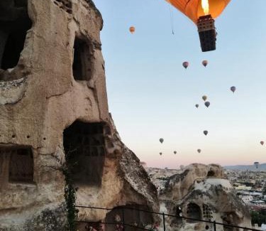 Goreme Bed & Breakfast | Zeus Cave Suites