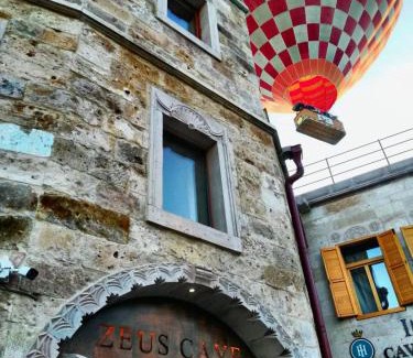 Goreme Bed & Breakfast | Zeus Cave Suites