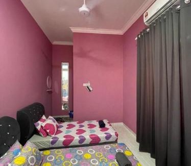 Kampung Raya Rawa House | Zh Homestay Besut