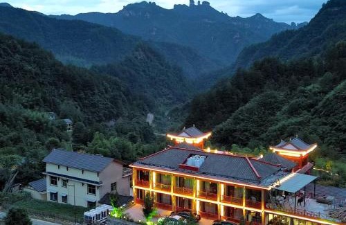 Wulingyuan House | Zhangjiajie Guanshanyuan B&B