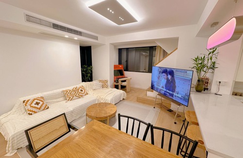 Shanghai Apartment | ZHome-Gingkgo Garden- Four bedrooms duplex