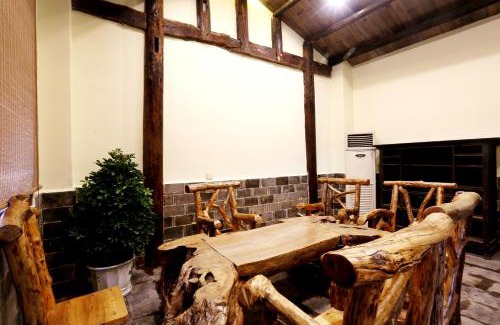 Wulingyuan Hostel | Zhoujia Hostel