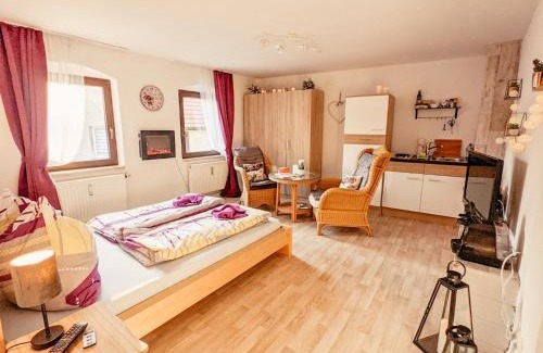 Sebnitz Apartment | Zi2 - Urlaubsmagie - Flussblickwohnung mit Pool& Sauna