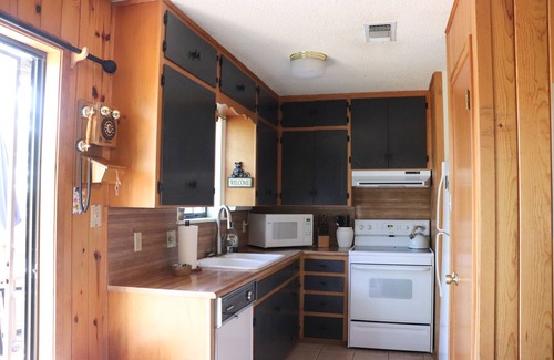 Ruidoso Cabin | Zia Den Cabin located beneath the Ruidoso Pines