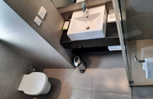 Salem Hotel | ZIBE Salem By GRT Hotels