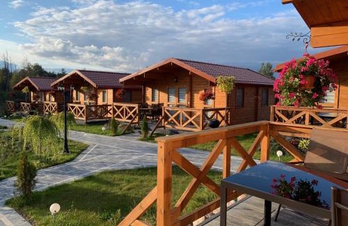 Mikolajki House | ZIELONA DOLINA - kompleks dla rodzin z dziećmi