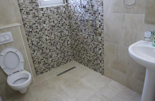 Bar House | Zigovic Apartmani