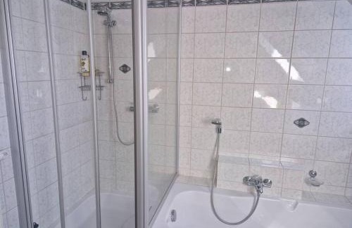 Frontenhausen House | Zimmer / Haus in Frontenhausen