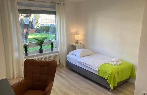 Lebenstedt Apartment | Zimmervermietung38 - Wild 80