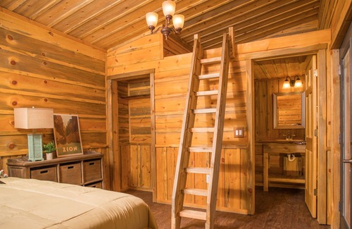 Zion National Park East Entrance House | Zion Mountain Ranch