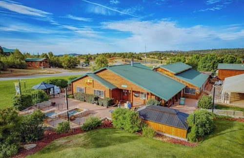 Zion National Park East Entrance Cabin | Zion Views-Sunrise Lodge +Resort Access