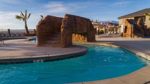 Hurricane House | Zion Village Resort 2102 Community Pool, Ping Pong table, and near Zion National Park
