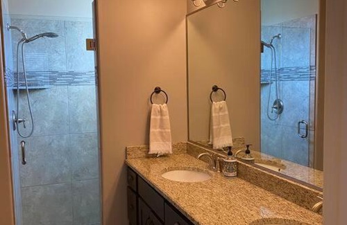 La Verkin House | Zions Gateway Connection - it's the place to be!