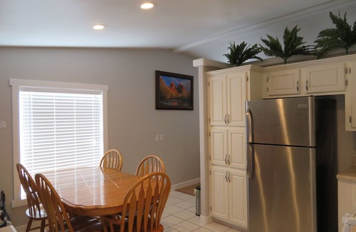 La Verkin House | ★Zions Gateway Retreat ★Family Friendly!★ Enjoy your stay 3/2 ★ 20 min from Zion