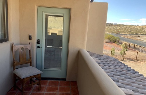 Hurricane Apartment | Zions stunning 5 star cliff house view w/hot tub