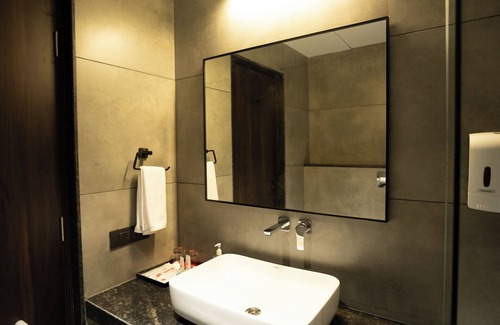 Kadadhe Hotel | Zip By Spree Hotels Chinchwad