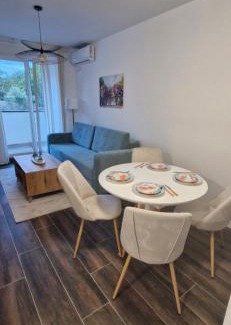 Radanovici Apartment | Zira2