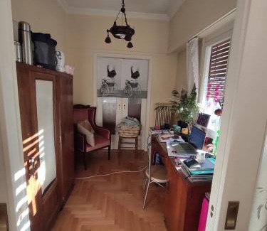 Kypseli House | Zizi room