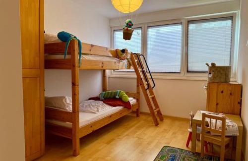 Koetz Apartment | ZK Living Ferienwohnung OG