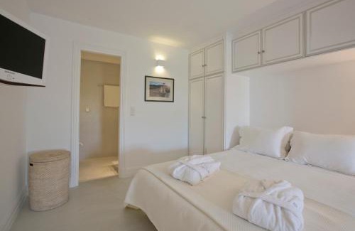 Spetses Apartment | Zoe's Club