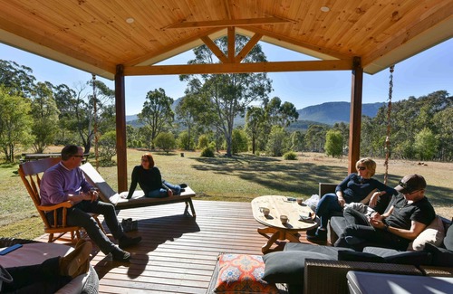 Megalong Valley House | Zoellas Megalong Valley. Secluded haven for family & friends. Abundant wildlife.