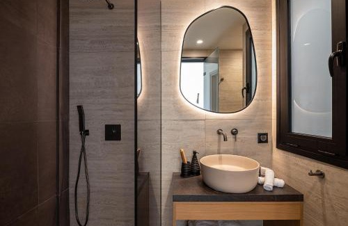 Old Town Apartment | Zoera Suites by Ethos