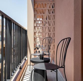 Old Town Apartment | Zoera Suites by Ethos