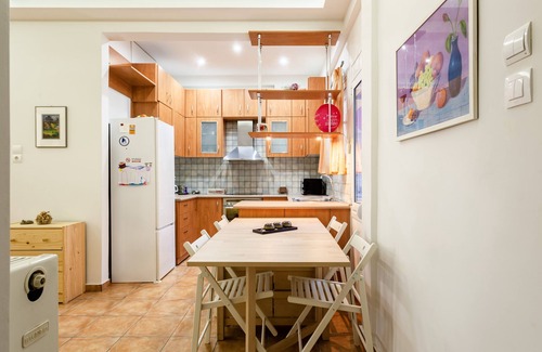 Ilisia Apartment | Zografou Hidden Gem - Athens Charming Home