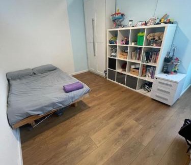 Kiryat Moshe Apartment | Zohar House