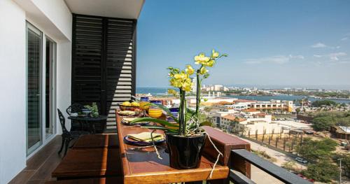 North Hotel Zone Apartment | Zoho Skies Amazing View Sleeps 6, #T1-1104
