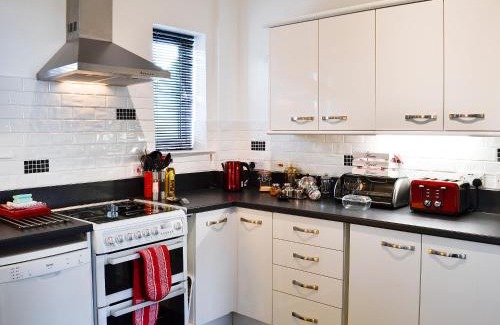 Brymbo House | Zonnebloem