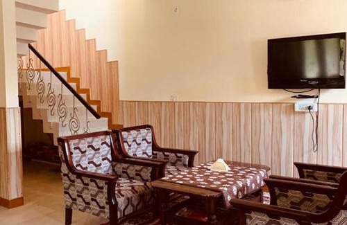 Bhimtal House | ZORBA COTTAGE (Home Stay in Nainital)