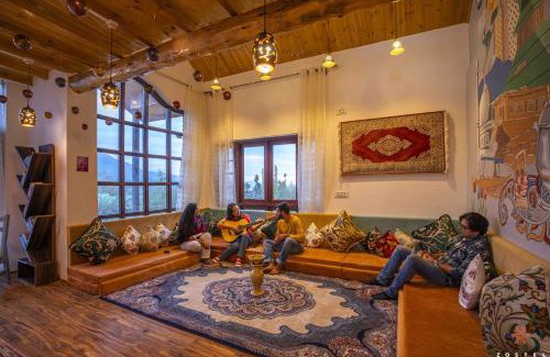 Dehwathu Hostel | Zostel Pahalgam