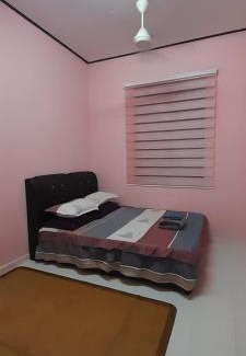 Batu Buruk House | ZRAAA Homestay