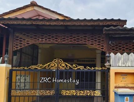 Kuala Langat District House | ZRC Homestay