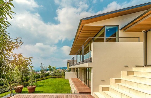 Mishima Villa | 最高級貸切 静岡県三島市 15億円の豪華ヴィラ『心月庵』