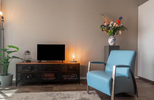 Makkum Apartment | Zuiderzeestate 35, prachtig appartement aan het IJsselmeer