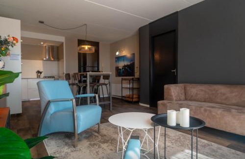 Makkum Apartment | Zuiderzeestate 35, prachtig appartement aan het IJsselmeer