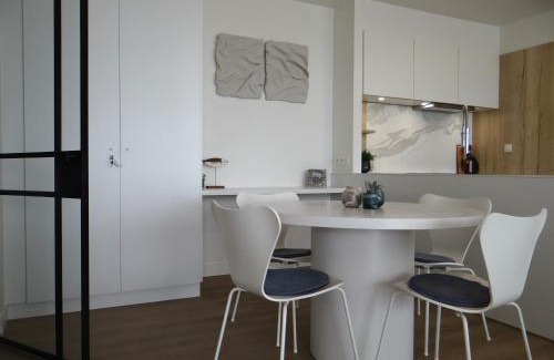 Nieuwpoort-aan-Zee Apartment | Zuidgericht appartement met wijd uitzicht - Met privégarage