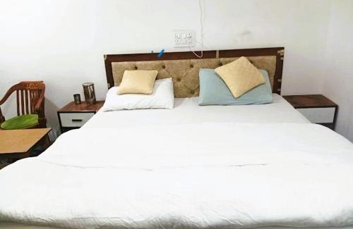 Kargil Hotel | Zulfiqar Hotel & Restaurant