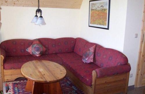 Redewisch Apartment | Zur-alten-Schmiede-II (Wohnung oben)
