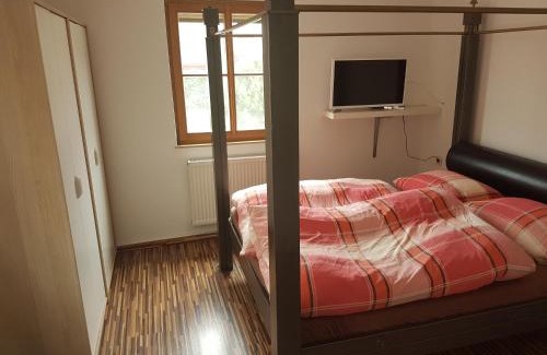 Oberasbach House | Zur frischen Quelle
