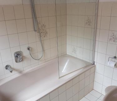 Oberasbach House | Zur frischen Quelle