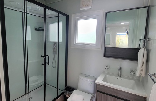Paraiso Hotel | ZURBAN TRAVELERS