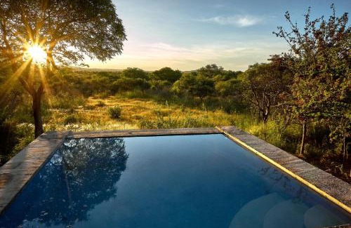 Tsumeb Other | ZuriCamp - Tent Madini