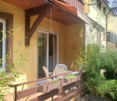 Lahr Apartment | Zwei Zimmer im Stadt Altbau mit Balkon