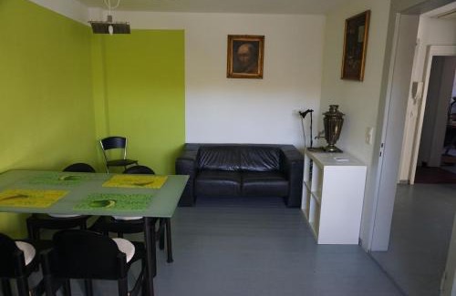 Unterrath Apartment | Zweizimmerwohnung nah der Messe