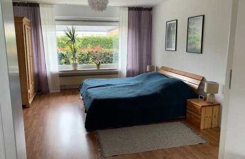 Langenfeld Apartment | Zwischen (Messe) Köln u Düsseldorf ruhig u zentral