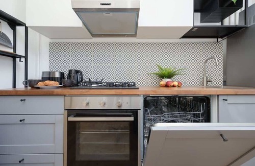 Saska Kepa Apartment | Zwycięzców 43 | Homely Apartment | Near PGE